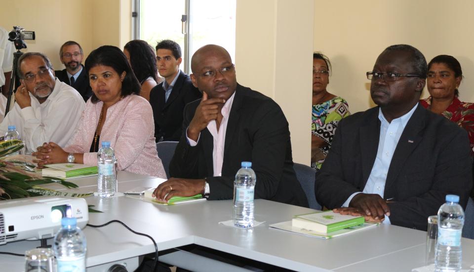 Image of PRIME MINISTER OF CAPE VERDE VISITS ECREEE