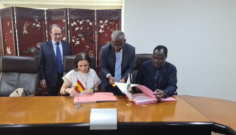 Image of THE ECOWAS COMMISSION AND SPANISH AGENCY FOR INTERNATIONAL DEVELOPMENT COOPERATION SIGN AN AGREEMENT FOR THE DEVELOPMENT OF 4 PROJECTS