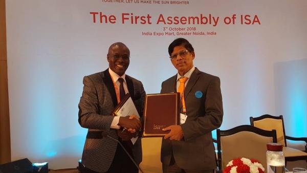Image of EACREEE signs MoU with ISA on Solar Energy Development