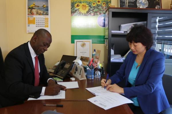Image of ECREEE and POWERCHINA to boost sustainable energy in West Africa