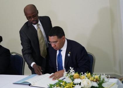 Image of CARICOM Member States adopt and sign CCREEE legal agreement